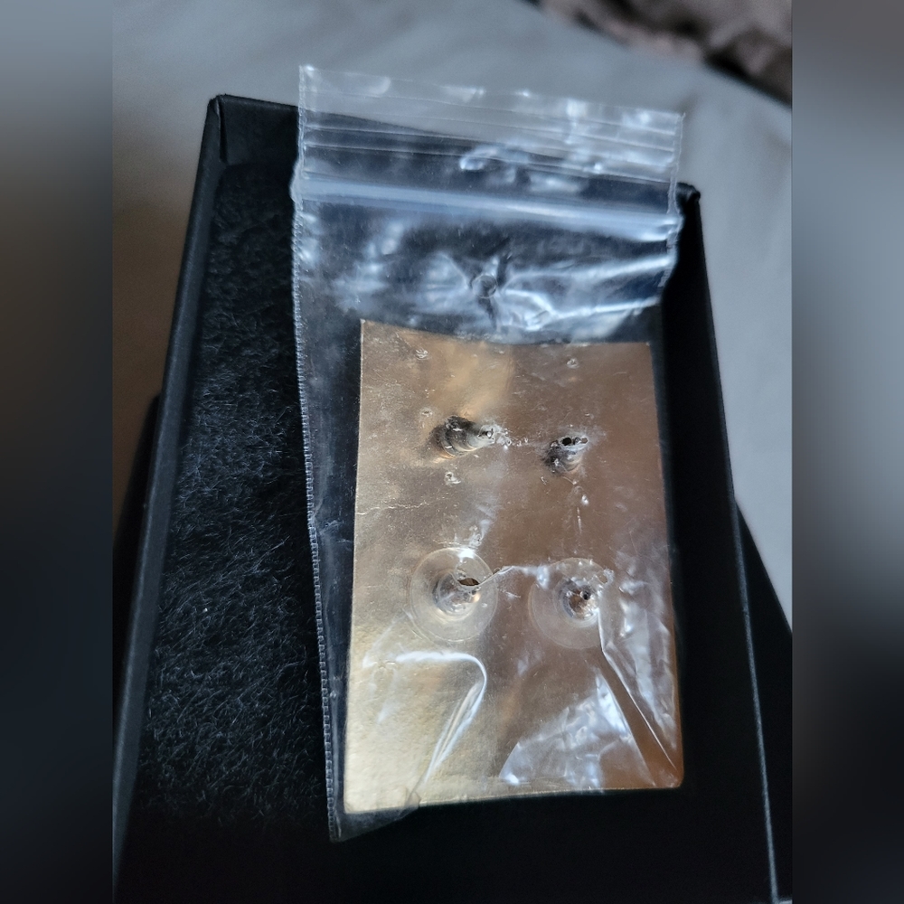 Jewelry - Picture 2 of 16